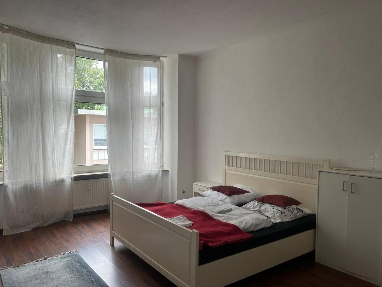 3 Zimmer Mietwohnung Naehe Hbf Essen Eksteriør billede